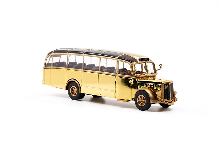 ACE Arwico 882009 - 1/87 Saurer Alpenwagen IIIa Gold Edition - Neu